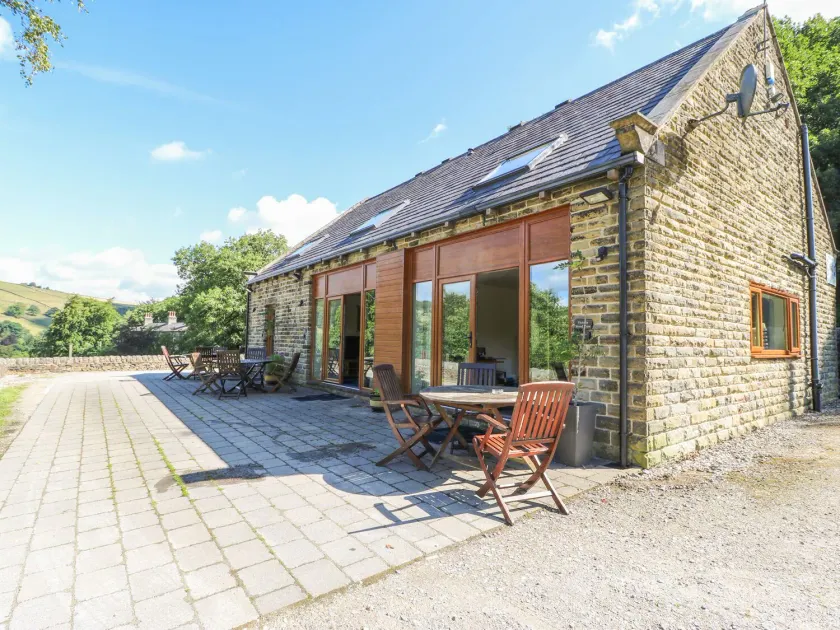 Hove Wood View - Image 1