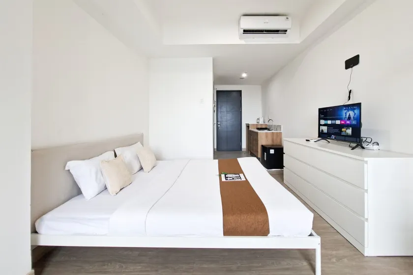 Homelike And Relaxing Studio Apartment Collins Boulevard - Image 1