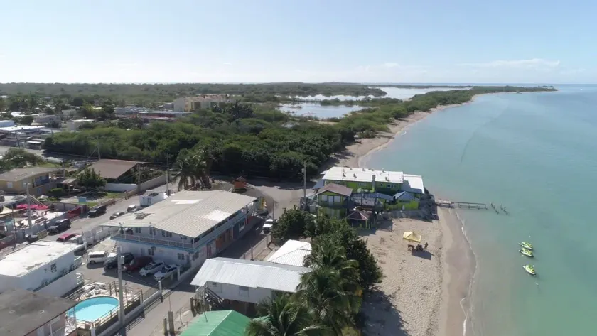 Luichy's Seaside Hotel at Playa El Combate - Image 1