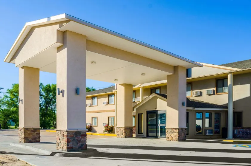 Quality Inn Great Bend - Image 1