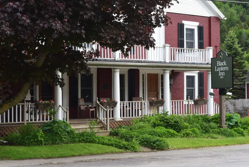 Black Lantern Inn - Image 1