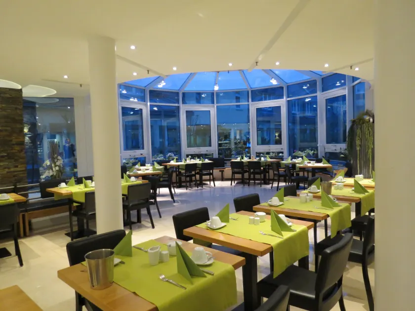 Comfor Hotel Ulm City - Image 1