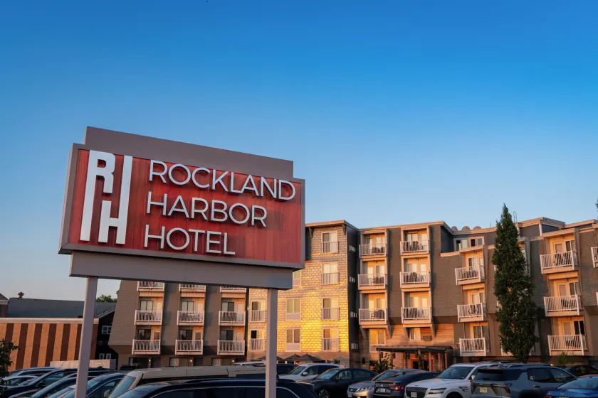 Rockland Harbor Hotel - Image 1