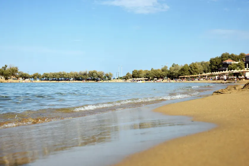 Iolkos Hotel Apartments - Image 1