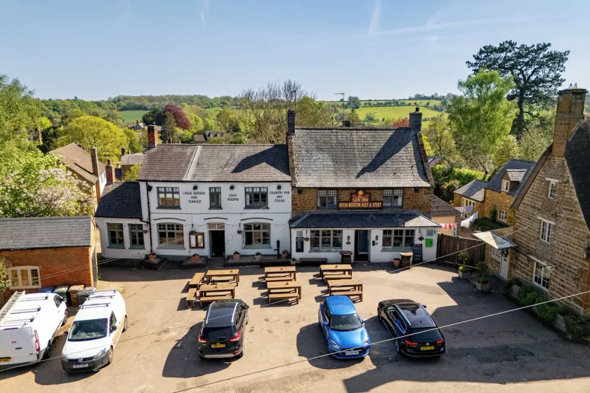 The Sun Inn At Hook Norton - Image 1