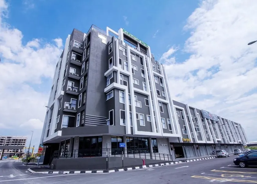 Manhattan Hotel Ipoh - Image 1