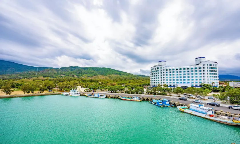 Kenting Long Beach Hotel - Image 1