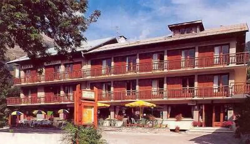 Hôtel les Mottets - Image 1