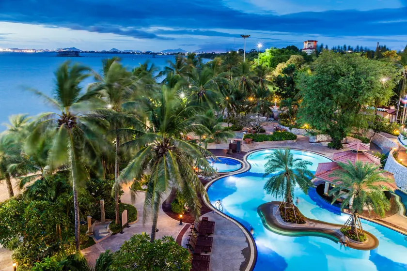 Cholchan Pattaya Beach Resort - SHA Extra Plus - Image 1