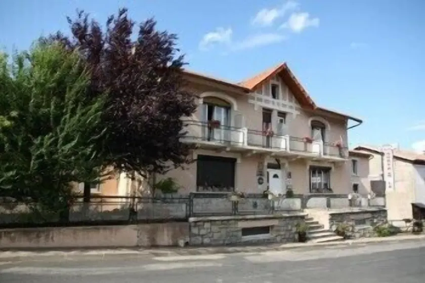 Hotel Bayle - Image 1