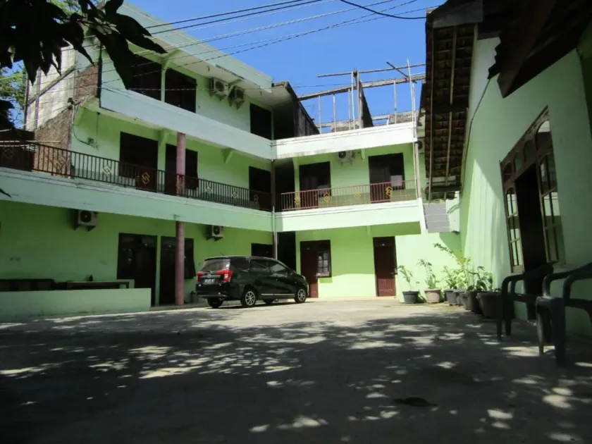 Sabar Menanti 2 - Image 1
