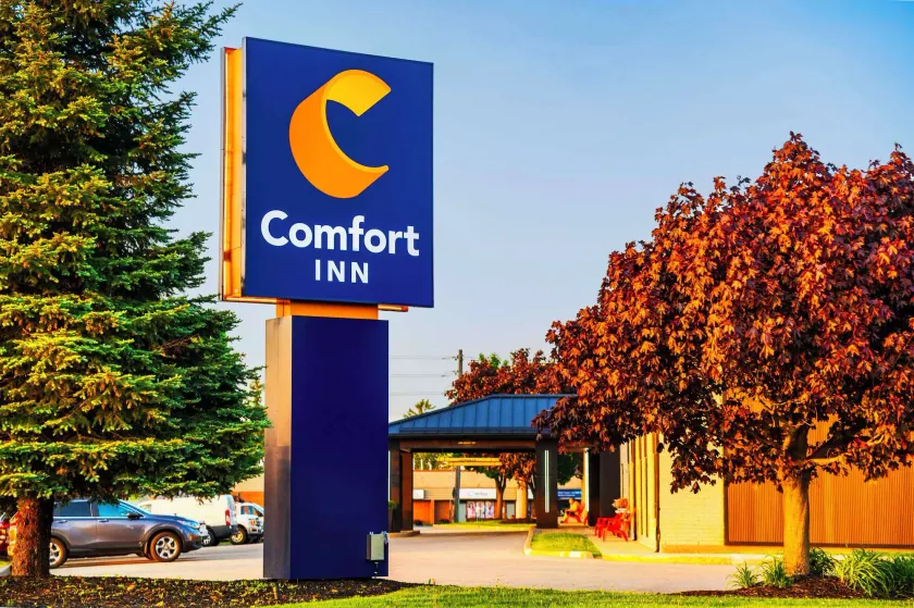 Comfort Inn - Image 1
