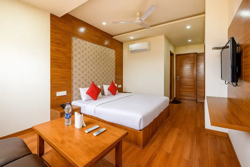 FabHotel Black Diamond - Image 1
