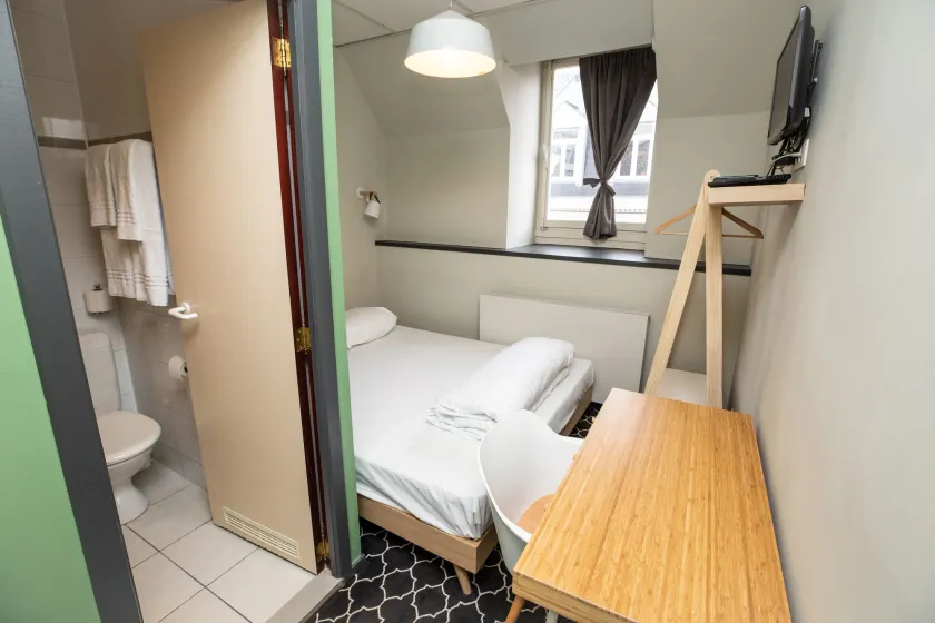 Safestay Brussels Grand Place - Image 1