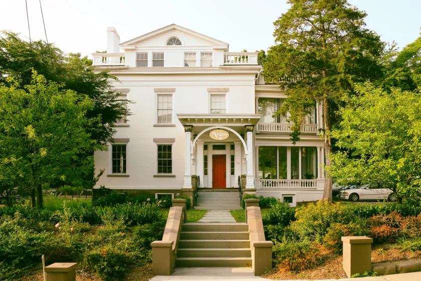 Argos Inn - Ithaca's Boutique Hotel - Image 1