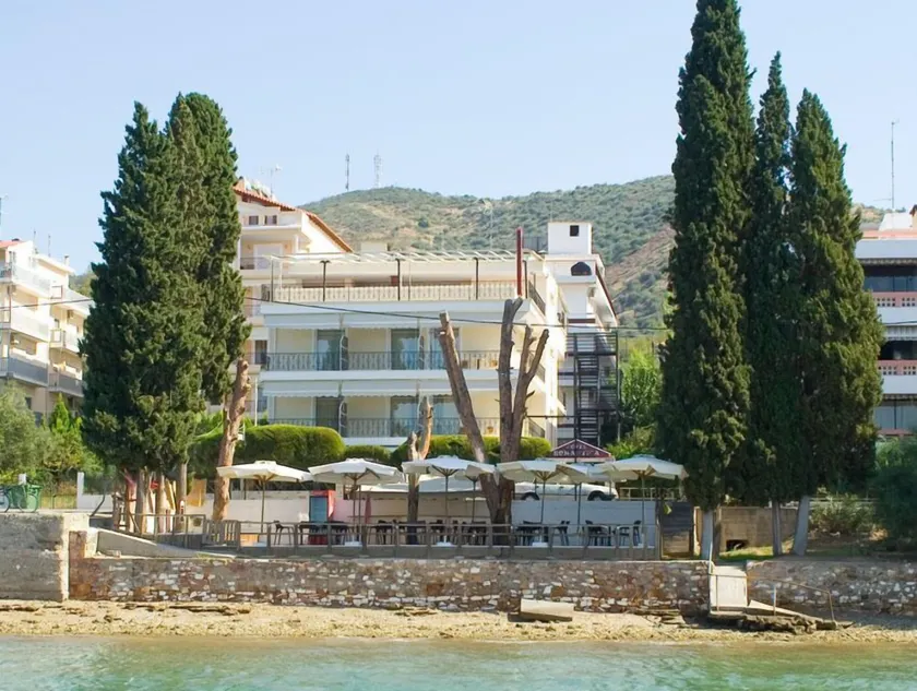 Hotel Romantica - Image 1
