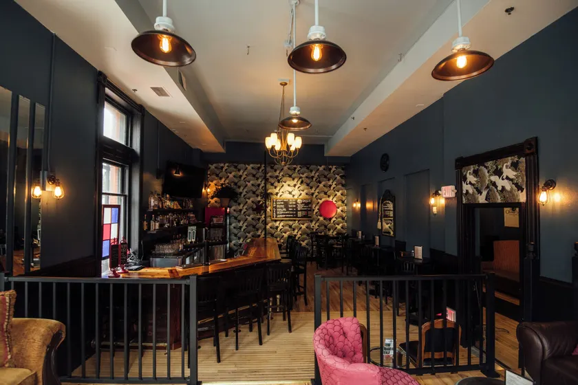 The Oliver Inn | Duluth Hotel Near Canal Park - Image 1