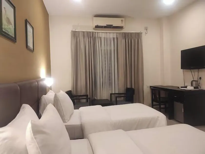 Padmini Resorts - Image 1
