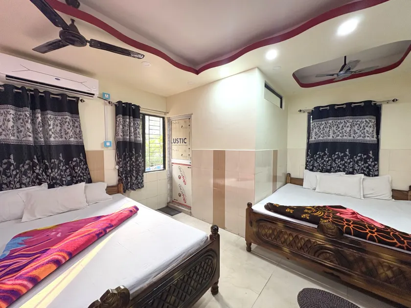 Hotel Swashtika Near Sea Beach With Restaurant - Image 1