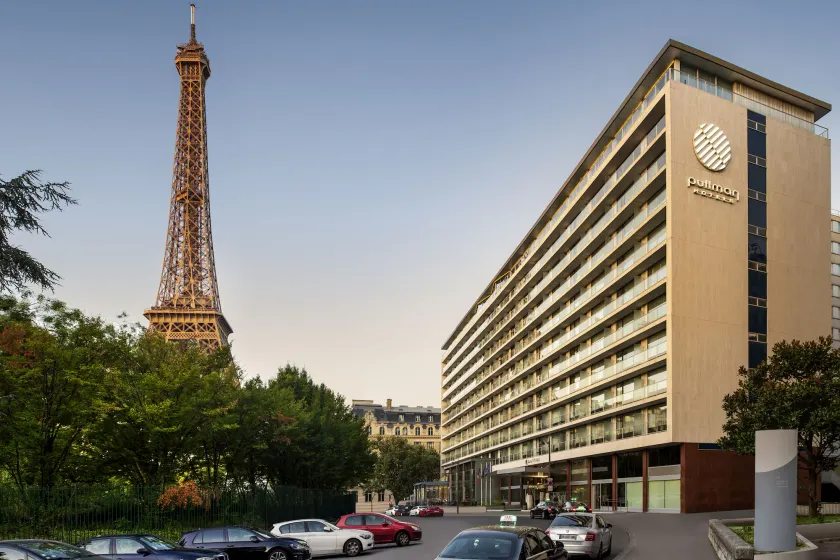 Hôtel Pullman Paris Tour Eiffel - Image 1