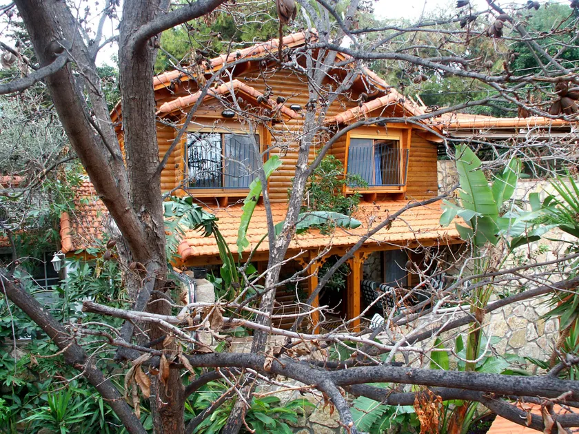 Ohn-Bar Guesthouse - Image 1