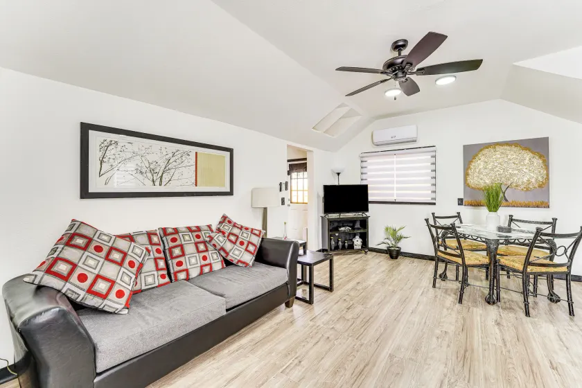 Springdale Vacation Rental ~ 9 Mi to Fayetteville! - Image 1