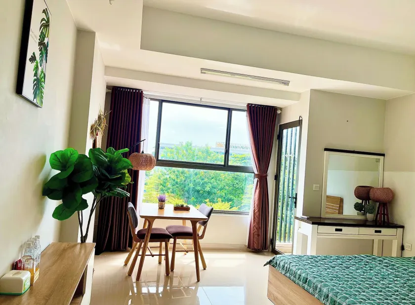 Apartment near Tan Son Nhat Airpot - Image 1