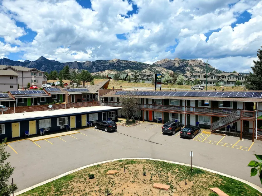 Coyote Mountain Lodge - Image 1