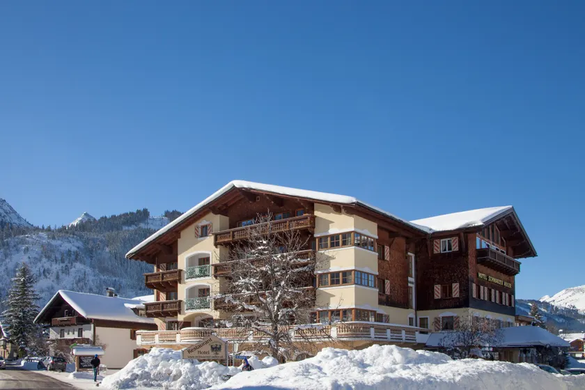 Das Traditionshotel Schwarzer Adler - Image 1