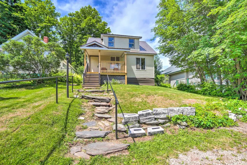 Cozy Ishpeming Cottage w/ Lake & Park Views! - Image 1