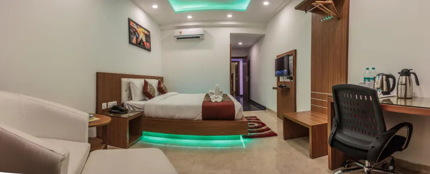 Hotel Suktara International - Image 1