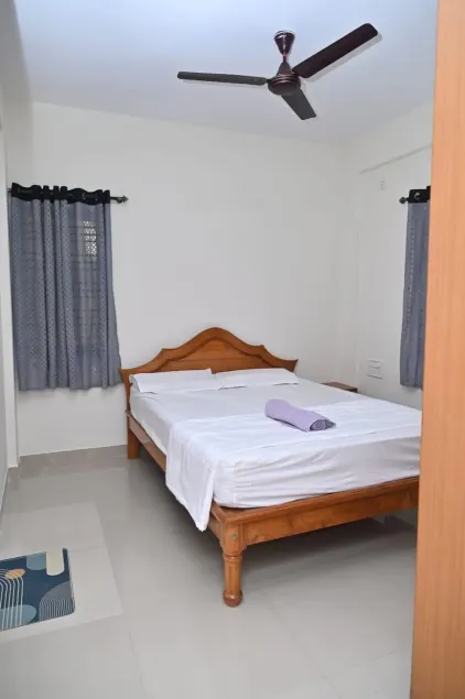 Northern Aura - Room