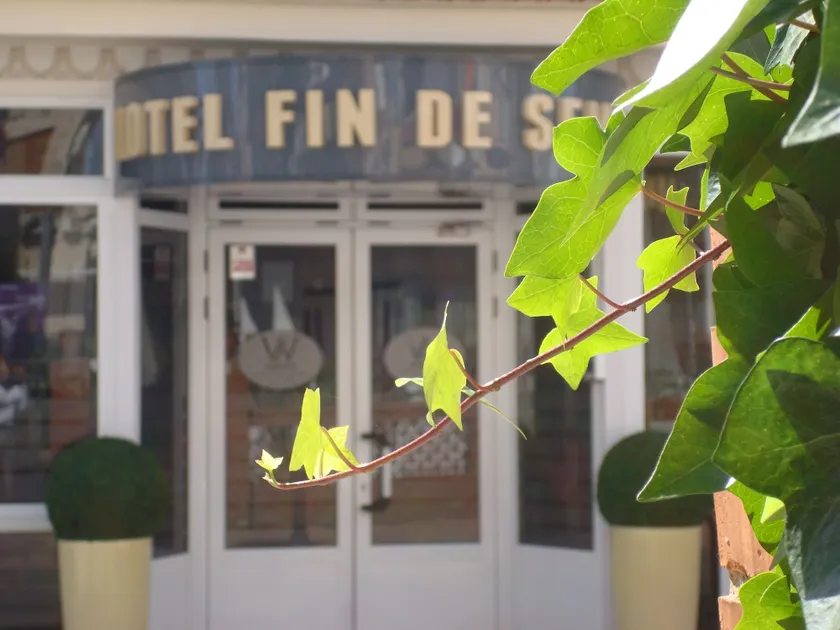 Hotel Fin De Semana - Image 1