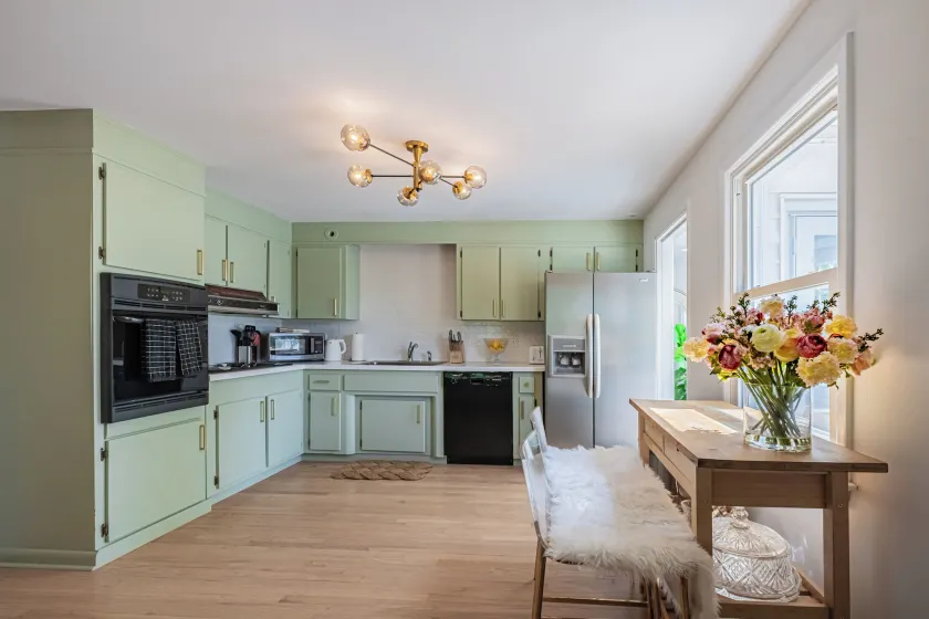 Fairfield Cottage -Top Rated Gem, Fire Pit, Near Beach, 90 Min to NYC - Image 1