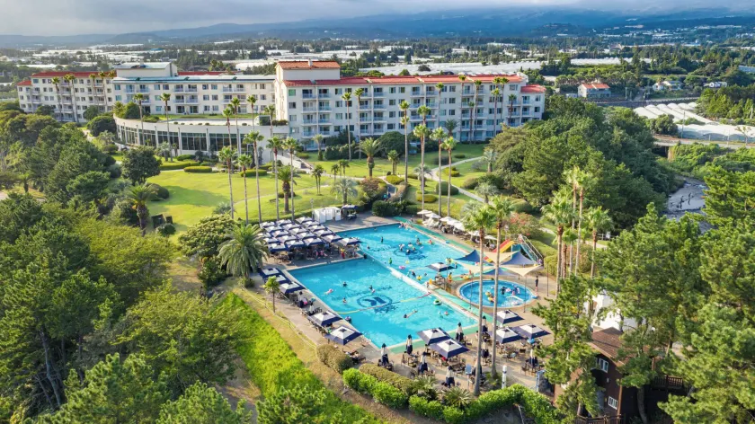 Kensington Resort Seogwipo - Image 1