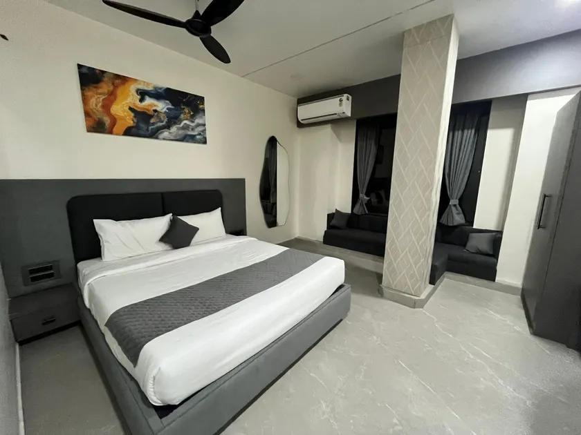 Ace Inn Hotel - Chambre