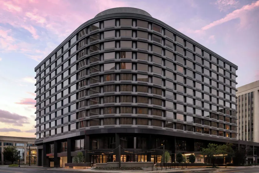 AC Hotel Arlington National Landing - Image 1