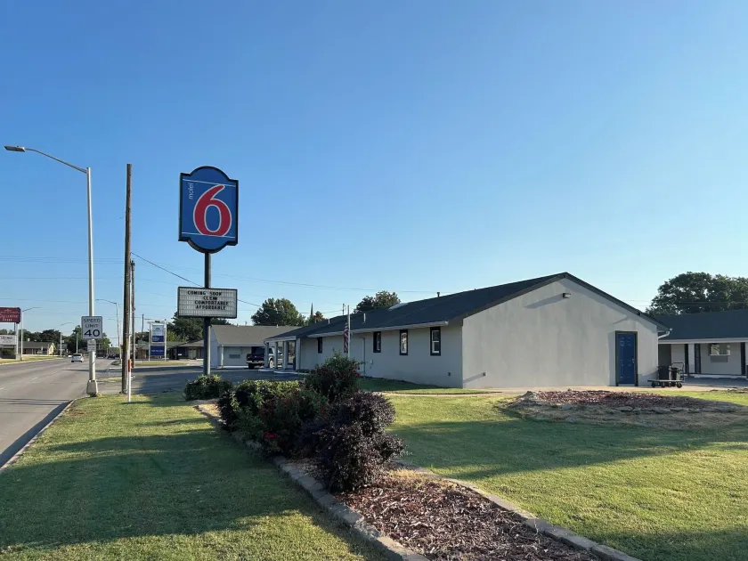 Motel 6 Ponca City, OK - Image 1