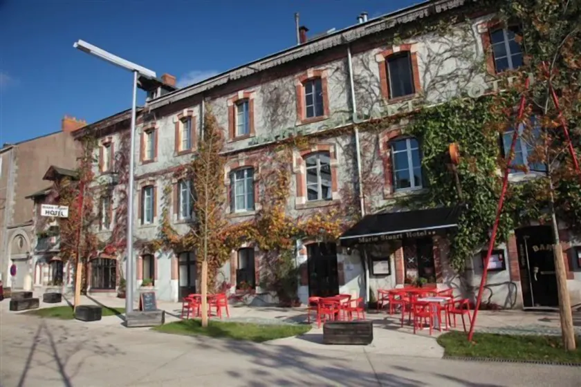 Hôtel Le Marie Stuart La Roche-sur-Yon - Image 1