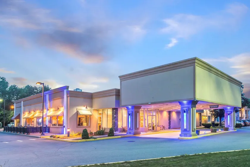 Quality Inn & Conference Center Brattleboro North - Image 1