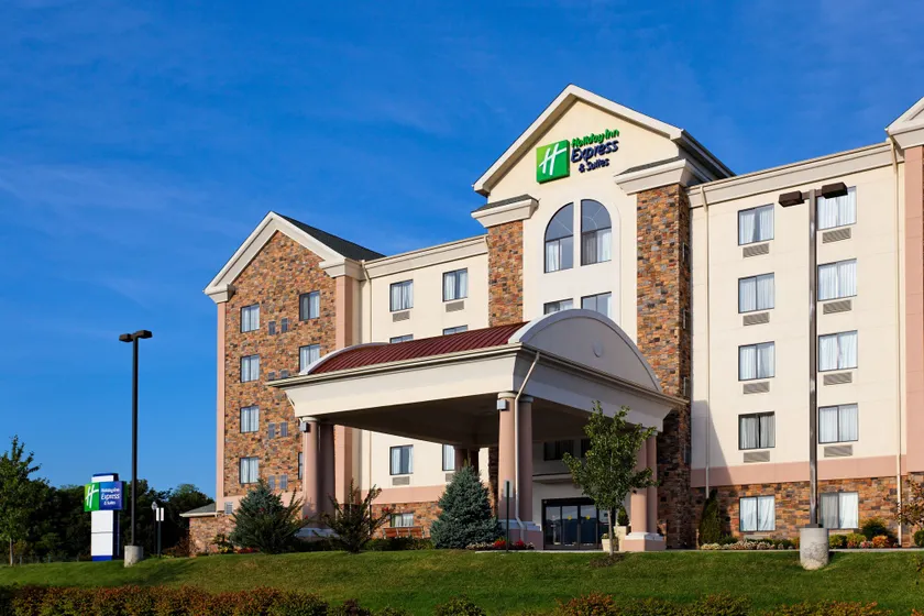 Holiday Inn Express Hotel & Suites Kingsport-Meadowview I-26 by IHG - Image 1