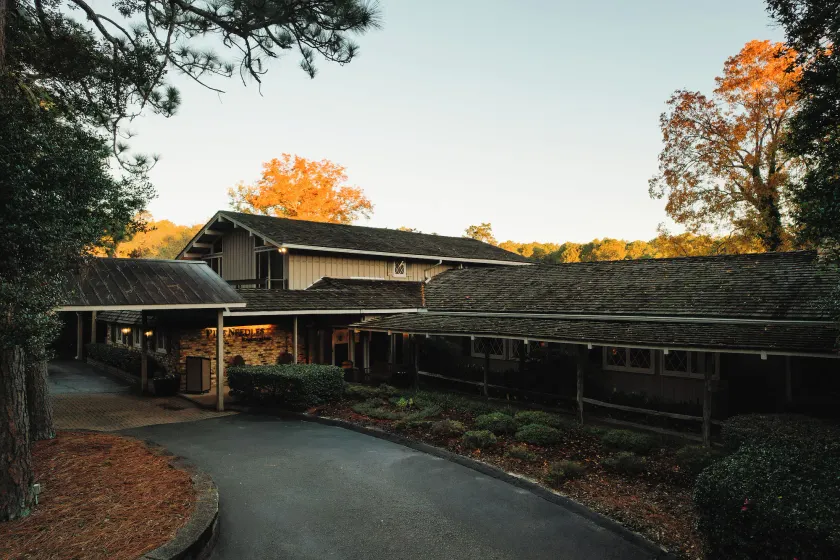 Pine Needles Lodge - Image 1