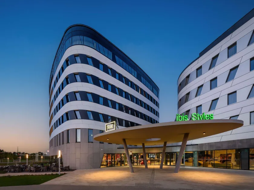 ibis Styles Budapest Airport - Image 1
