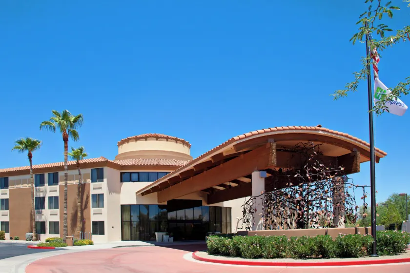 Holiday Inn Express Scottsdale North by IHG - Image 1