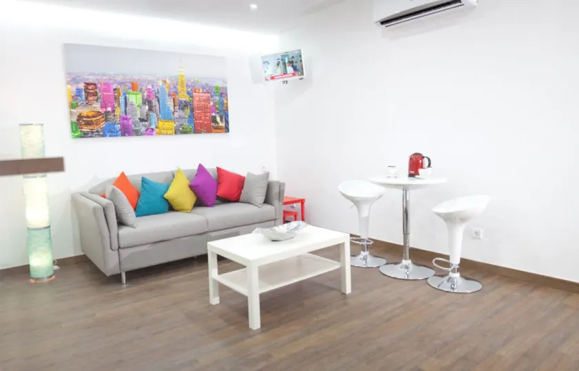 Color Suites Alicante - Image 1