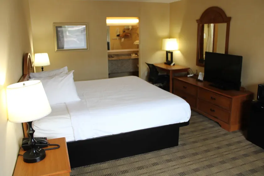 Rodeway Inn Lynchburg near University - Image 1