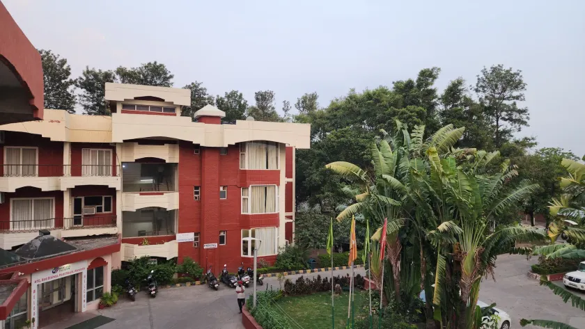 Red Bishop Tourist Resort - Image 1