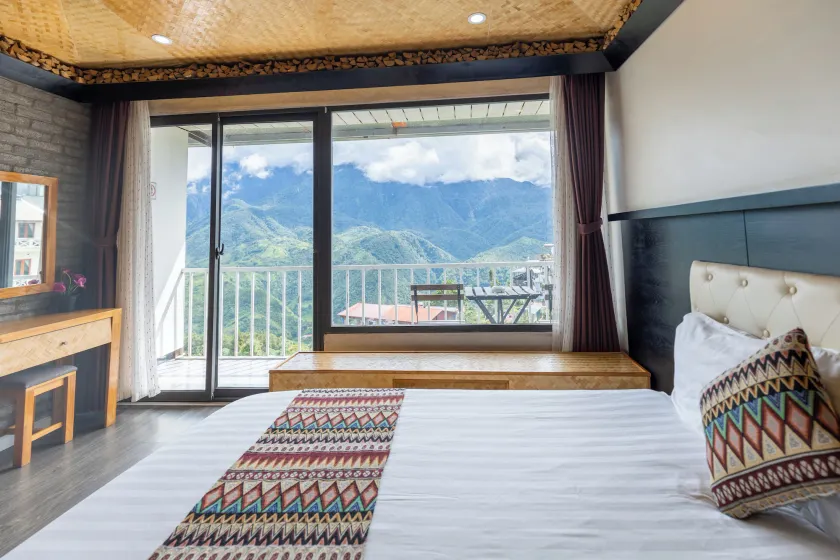 Phuong Nam Hotel - Image 1