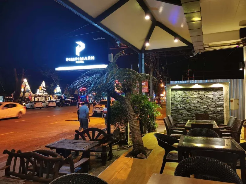 Pimpimarn Hotel - Image 1