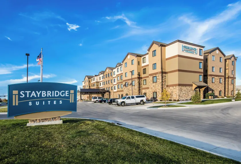 Staybridge Suites Grand Forks by IHG - Image 1